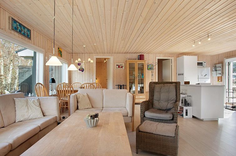 Vakantiehuis "Dwerg" - 500m from the sea