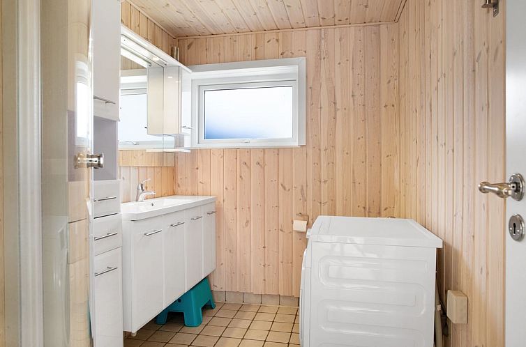 Vakantiehuis "Dwerg" - 500m from the sea