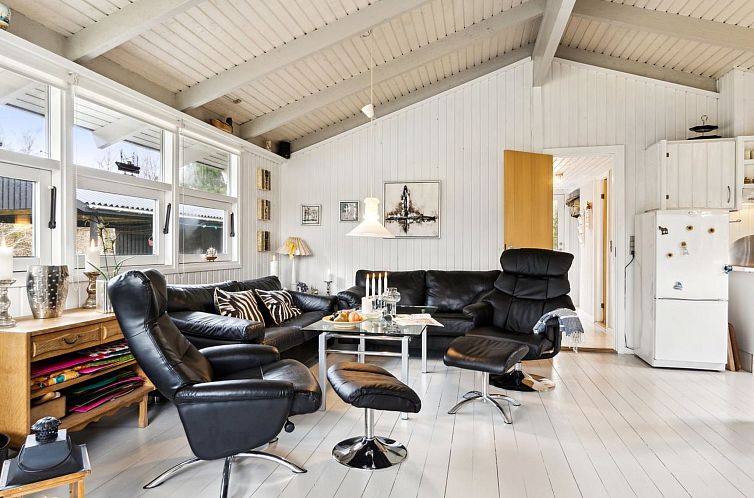 Vakantiehuis "Alvine" - 475m from the sea