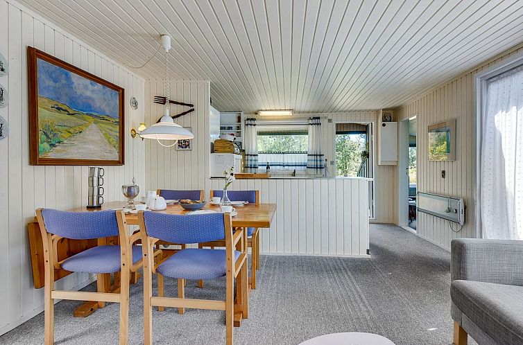 Vakantiehuis "Evi" - 500m from the sea