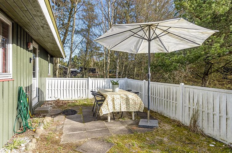 Vakantiehuis "Bedri" - 150m from the sea