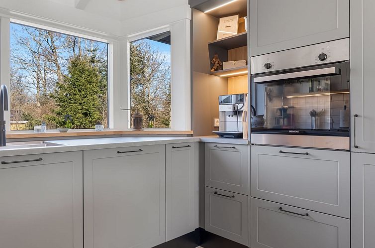 Vakantiehuis "Anastaja" - 550m from the sea