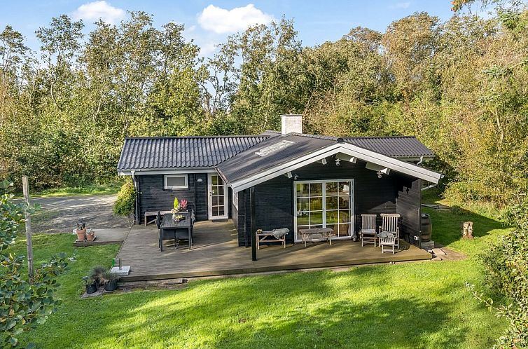 Vakantiehuis "Evi" - 500m from the sea