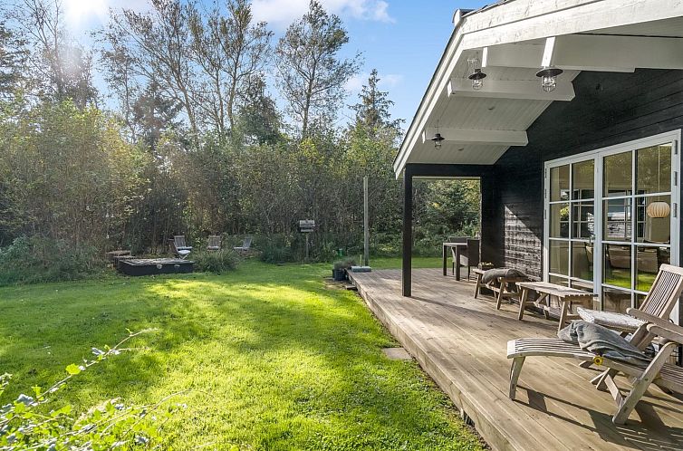 Vakantiehuis "Evi" - 500m from the sea