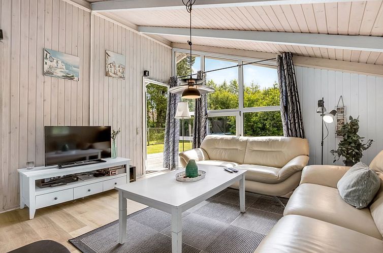 Vakantiehuis "Tabithe" - 500m from the sea