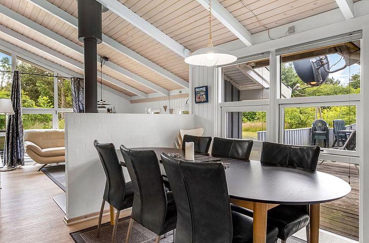 Vakantiehuis "Tabithe" - 500m from the sea