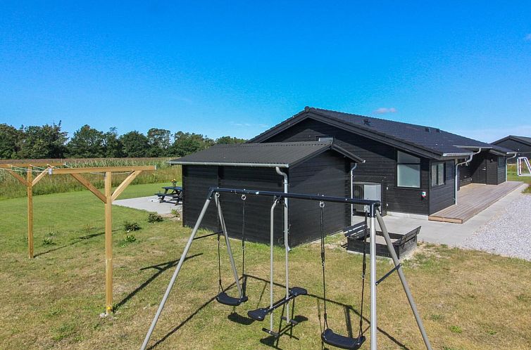 Vakantiehuis "Ariadne" - 900m from the sea