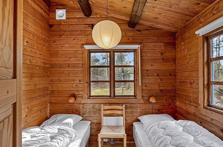 Vakantiehuis "Aksinja" - 500m from the sea