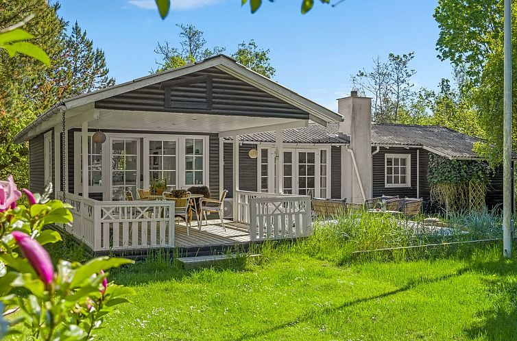 Vakantiehuis "Volmer" - 500m from the sea