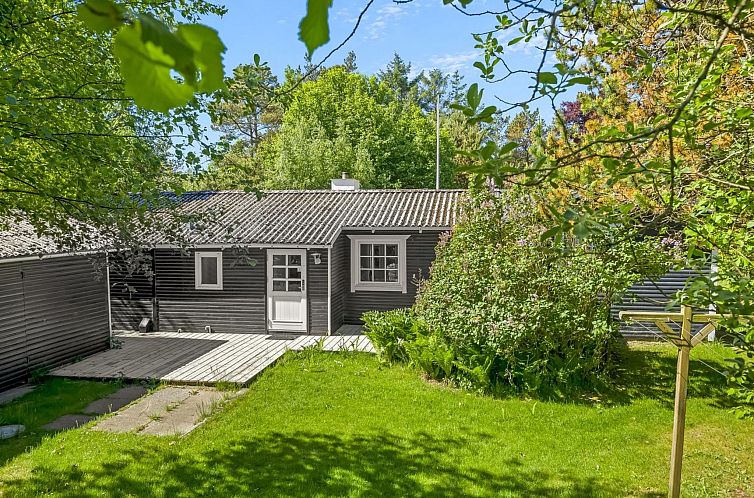 Vakantiehuis "Volmer" - 500m from the sea