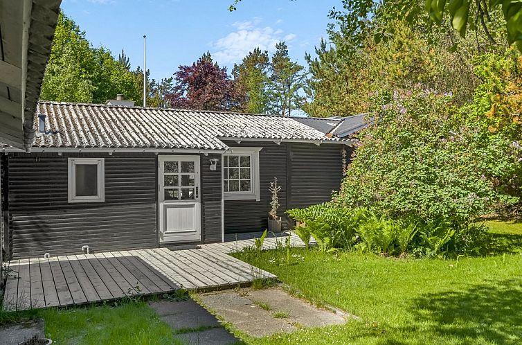 Vakantiehuis "Volmer" - 500m from the sea