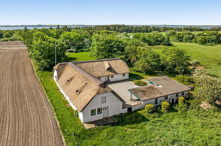 Vakantiehuis "Annli" - 800m to the fjord