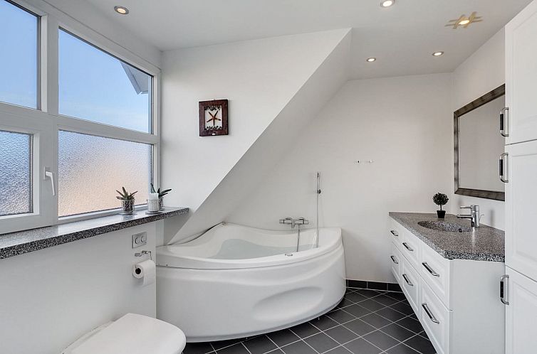 Vakantiehuis "Auguste" - 1.5km to the fjord