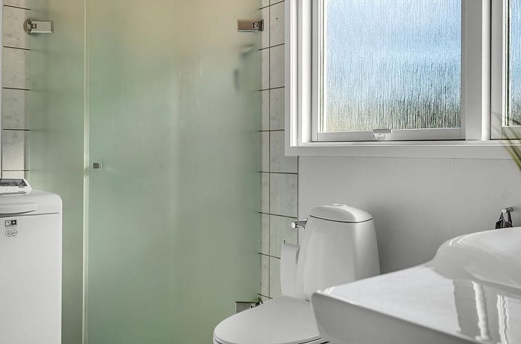 Vakantiehuis "Elisabete" - 200m to the fjord