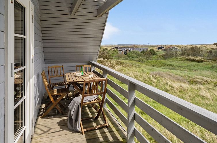 Vakantiehuis "Bjarnger" - 200m from the sea