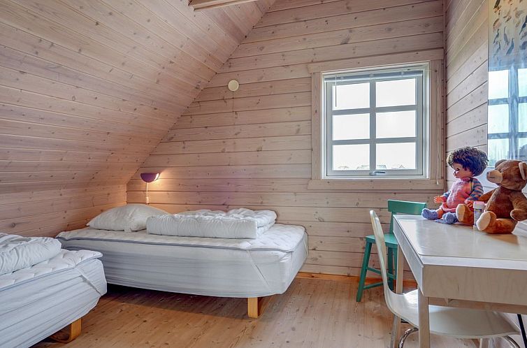 Vakantiehuis "Bjarnger" - 200m from the sea