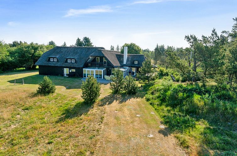 Vakantiehuis "Bjarnger" - 200m from the sea