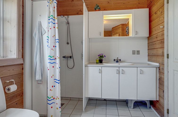 Vakantiehuis "Bjarnger" - 200m from the sea