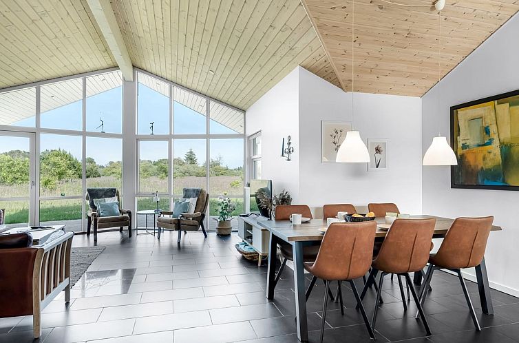 Vakantiehuis "Sulki" - 3.5km from the sea