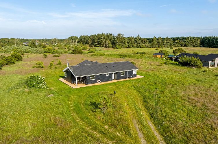 Vakantiehuis "Sulki" - 3.5km from the sea