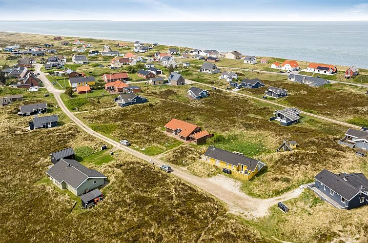 Vakantiehuis "Hughe" - 200m from the sea