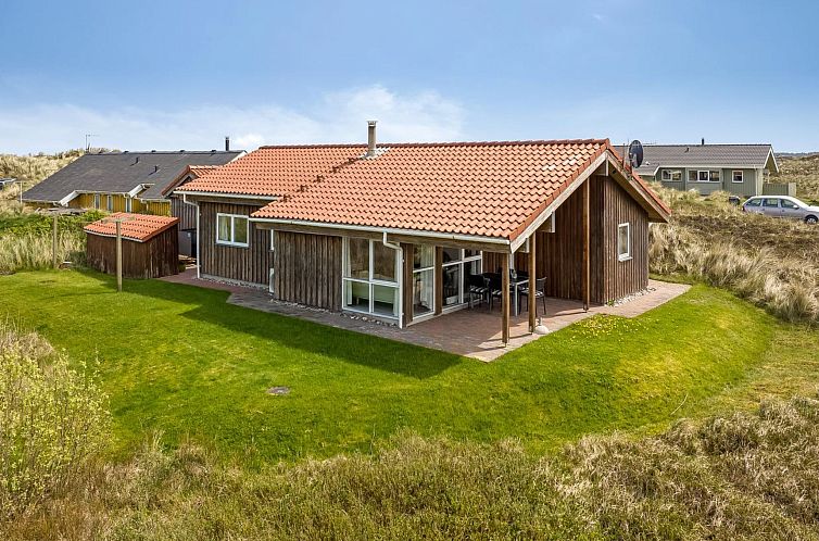 Vakantiehuis "Hughe" - 200m from the sea