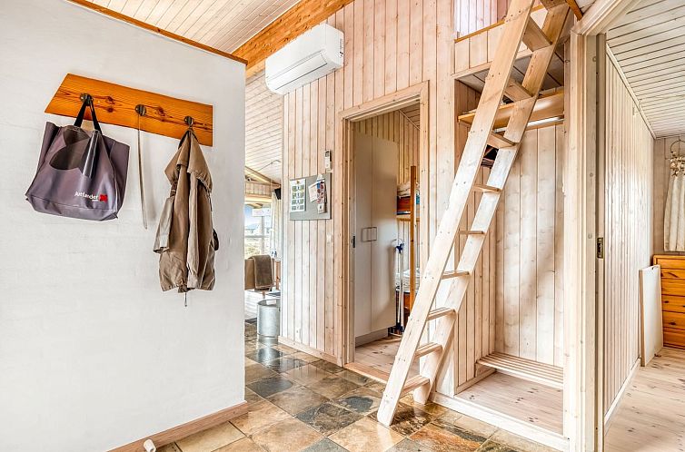 Vakantiehuis "Hughe" - 200m from the sea