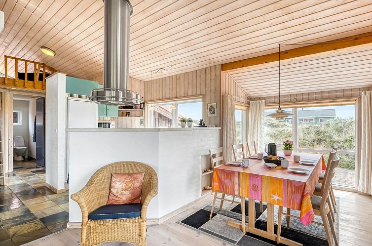 Vakantiehuis "Hughe" - 200m from the sea