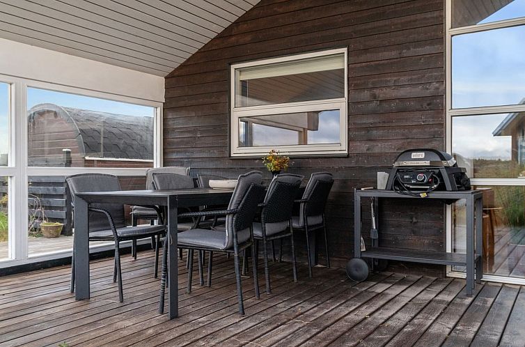 Vakantiehuis "Bruni" - 400m from the sea