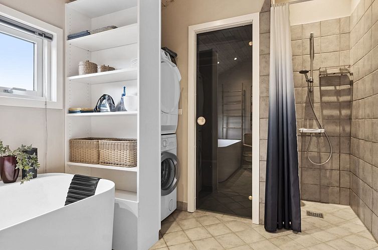 Vakantiehuis "Bruni" - 400m from the sea