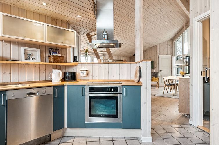 Vakantiehuis "Bruni" - 400m from the sea