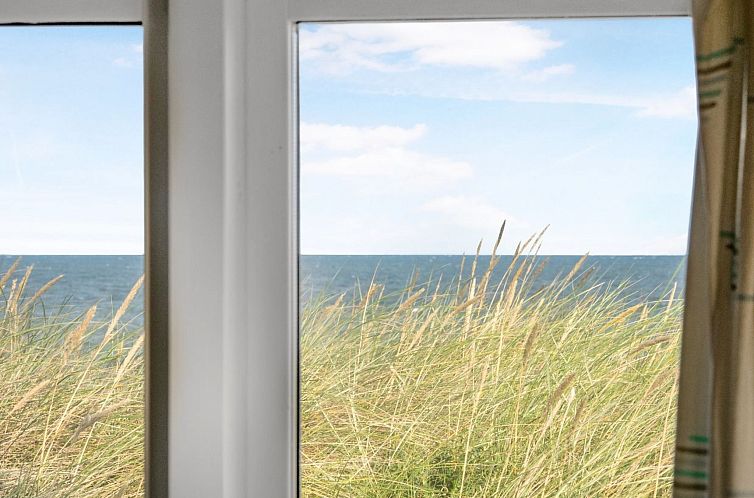 Vakantiehuis "Ebba" - 25m from the sea