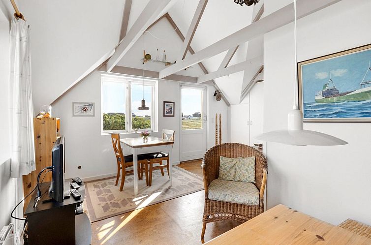 Vakantiehuis "Ebba" - 25m from the sea