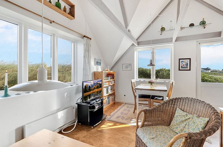 Vakantiehuis "Ebba" - 25m from the sea