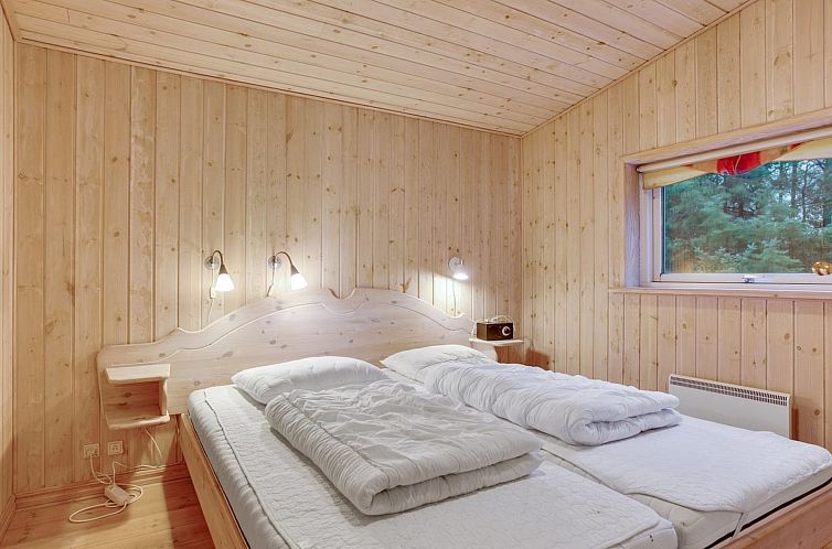 Vakantiehuis "Eljena" - 600m from the sea