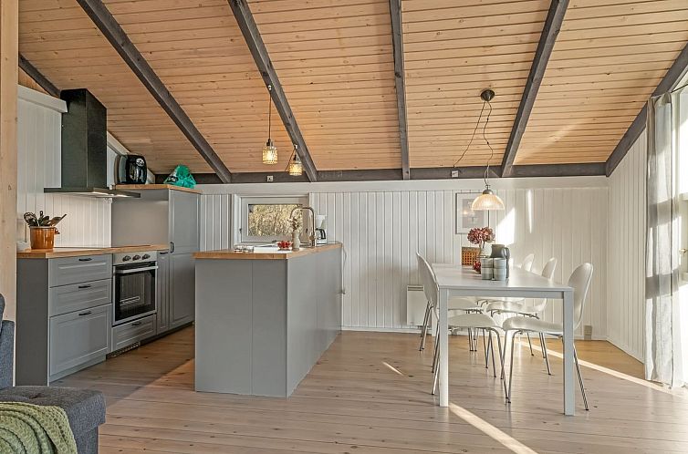 Vakantiehuis "Eliana" - 350m from the sea