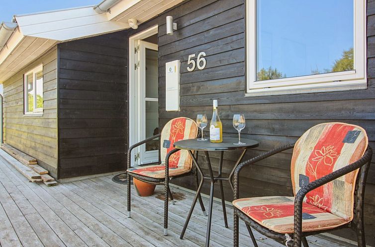 Vakantiehuis "Hampus" - 500m from the sea