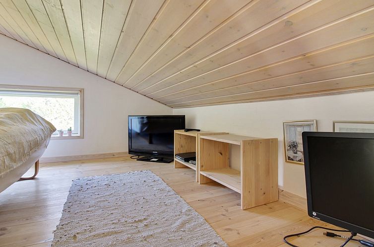 Vakantiehuis "Hampus" - 500m from the sea