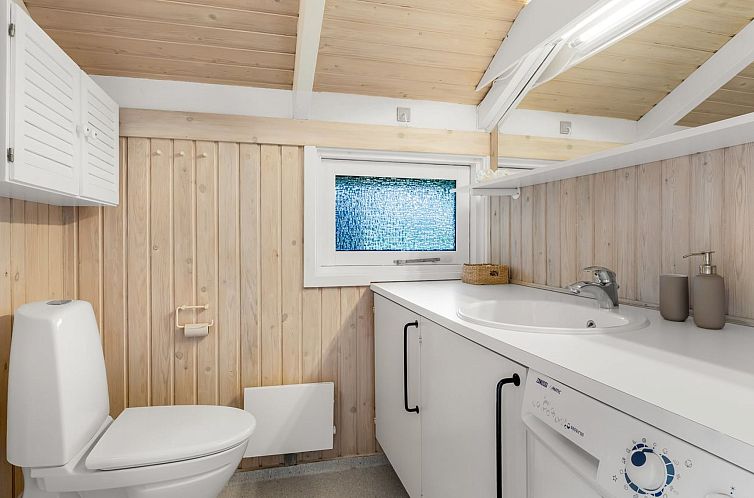 Vakantiehuis "Santeri" - 180m from the sea