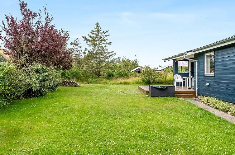 Vakantiehuis "Tinka" - 100m from the sea