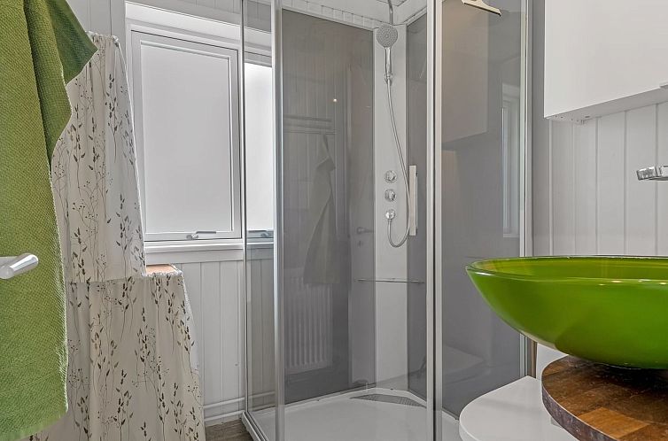 Vakantiehuis "Tinka" - 100m from the sea
