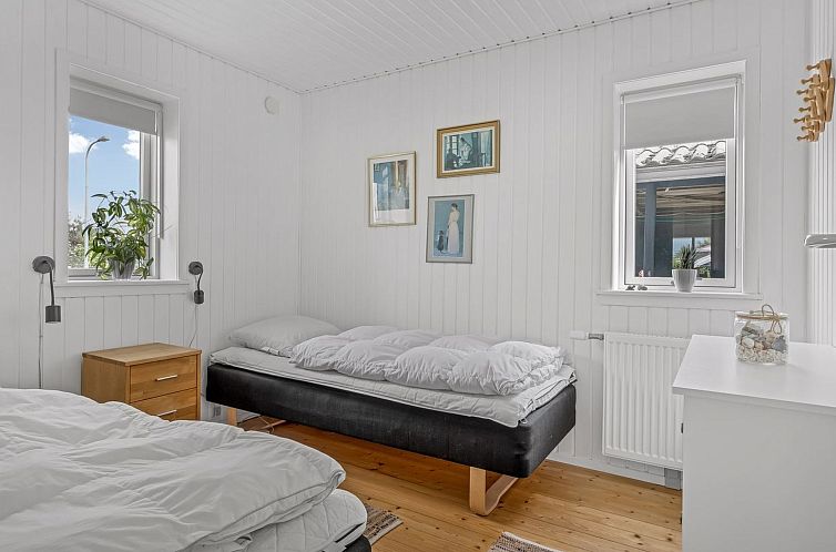 Vakantiehuis "Tinka" - 100m from the sea