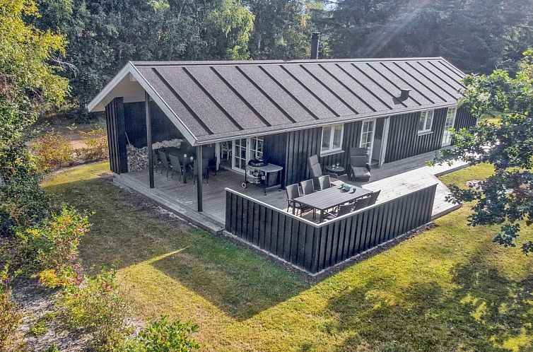 Vakantiehuis "Santtu" - 600m from the sea