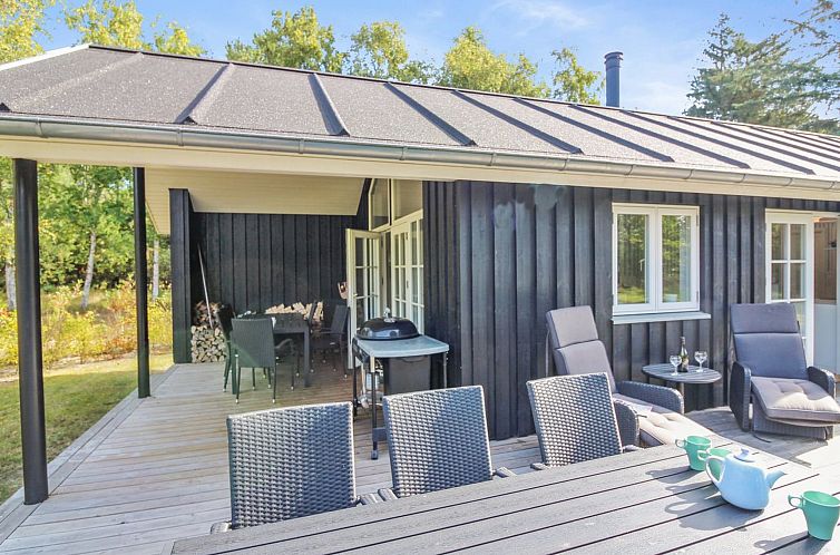 Vakantiehuis "Santtu" - 600m from the sea