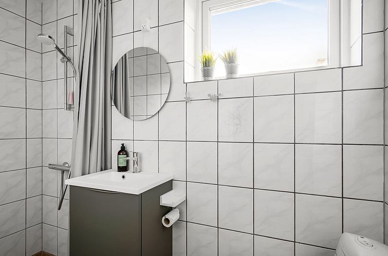 Vakantiehuis "Othinkarl" - 1km from the sea