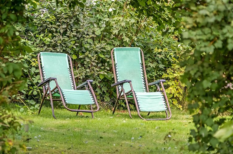 Vakantiehuis "Ilmo" - 1.9km from the sea