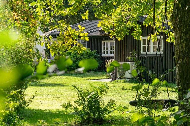 Vakantiehuis "Othinkarl" - 1km from the sea