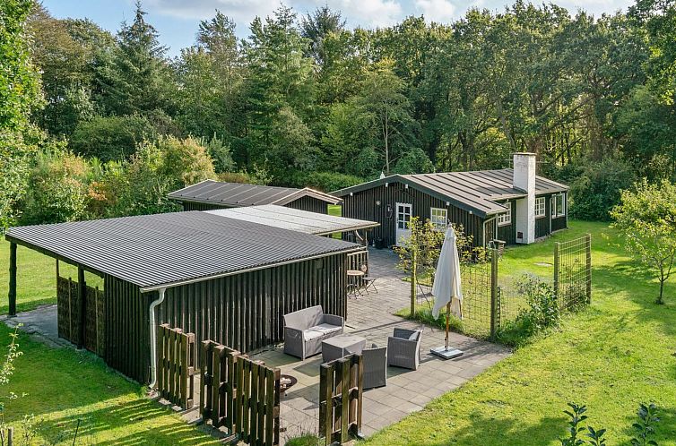 Vakantiehuis "Othinkarl" - 1km from the sea