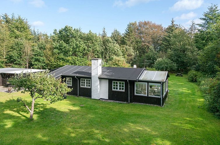 Vakantiehuis "Othinkarl" - 1km from the sea