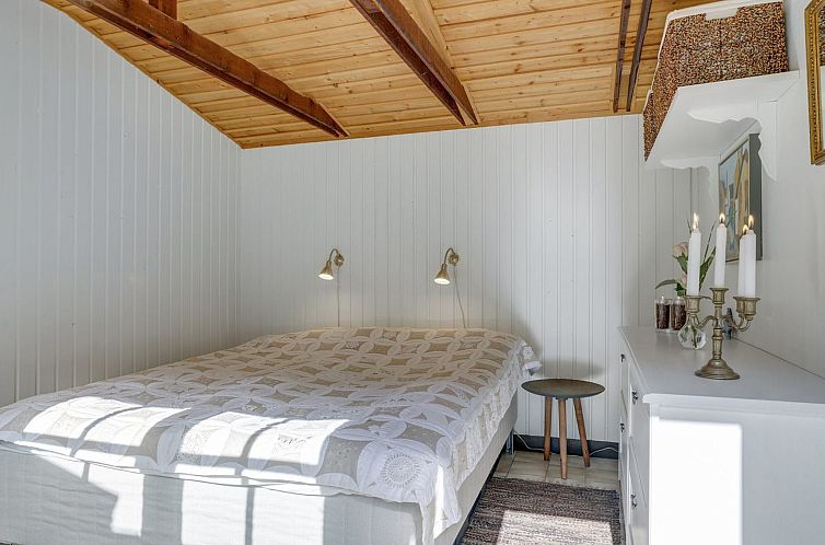 Vakantiehuis "Othinkarl" - 1km from the sea